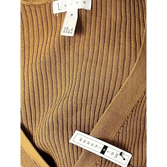Leith Sweater Long Sleeve Henley V Neck Top Fitted Ribbed Latte Brown NWT Medium - Picture 4 of 4